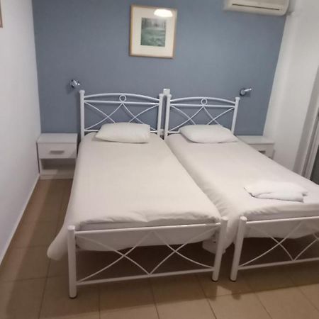 Nikolaki Rooms Pórto Ráfti Exterior foto