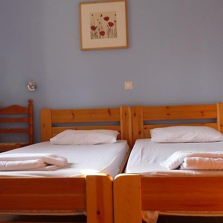 Nikolaki Rooms Pórto Ráfti Exterior foto