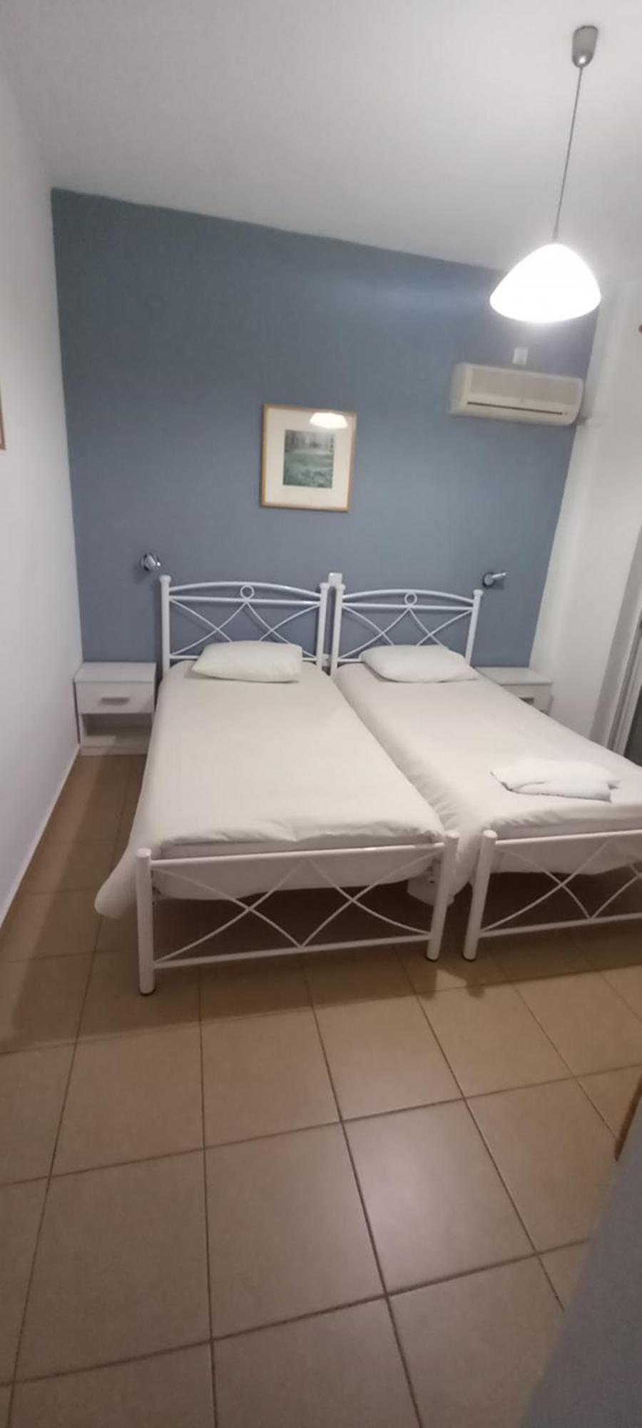 Nikolaki Rooms Pórto Ráfti Exterior foto